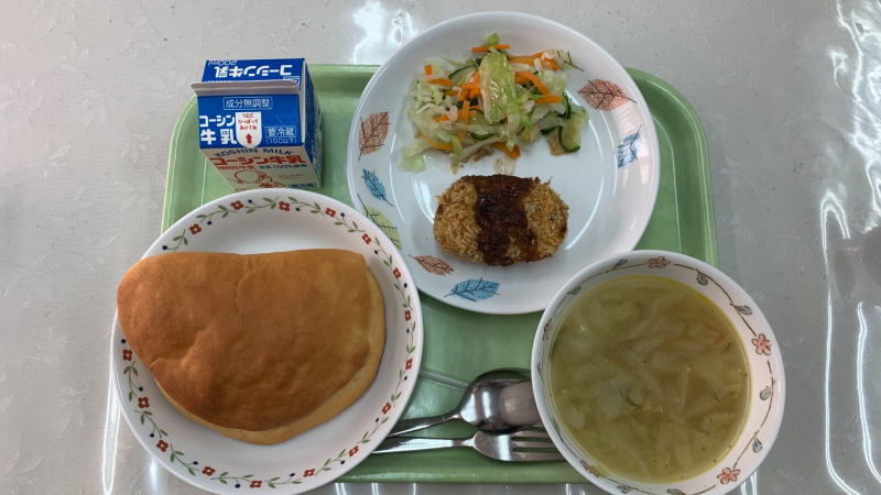 学校給食